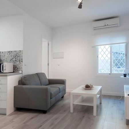 Moderno apartamento en Plaza Merced Málaga Exterior foto